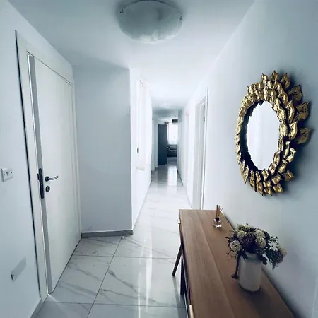 3br 22 Διαμέρισμα