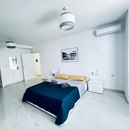 3br 22 Διαμέρισμα *